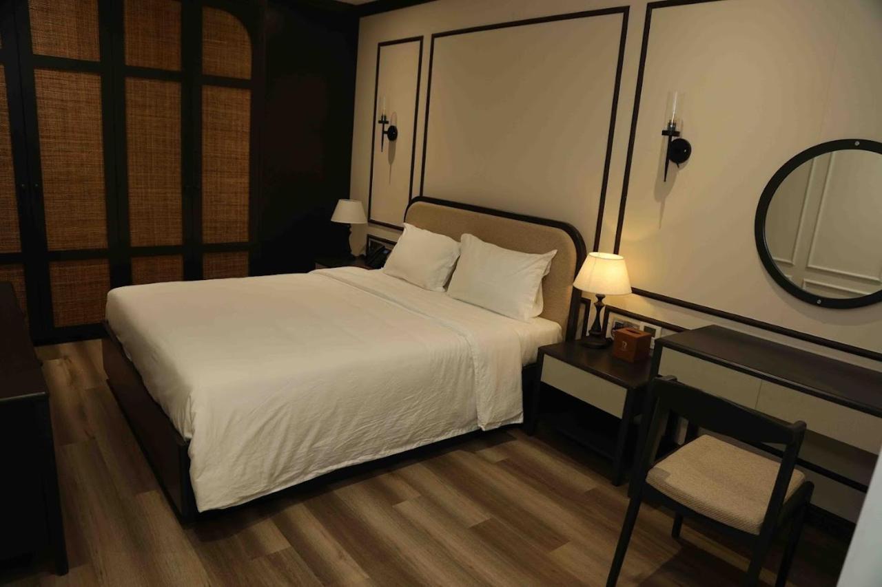 Khach San Robin Gia Nghia Hotel Екстериор снимка