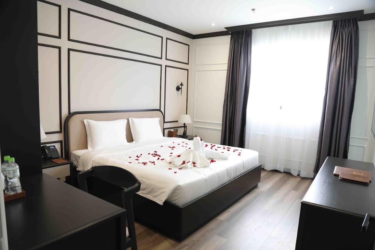 Khach San Robin Gia Nghia Hotel Екстериор снимка
