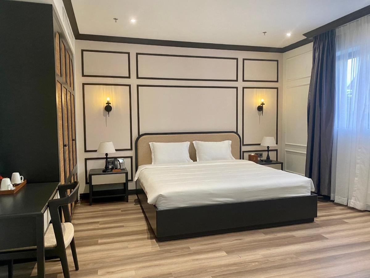 Khach San Robin Gia Nghia Hotel Екстериор снимка