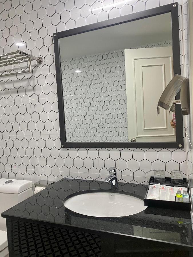 Khach San Robin Gia Nghia Hotel Екстериор снимка