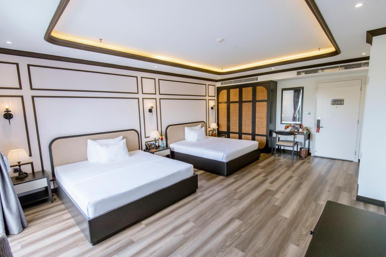 Khach San Robin Gia Nghia Hotel Екстериор снимка