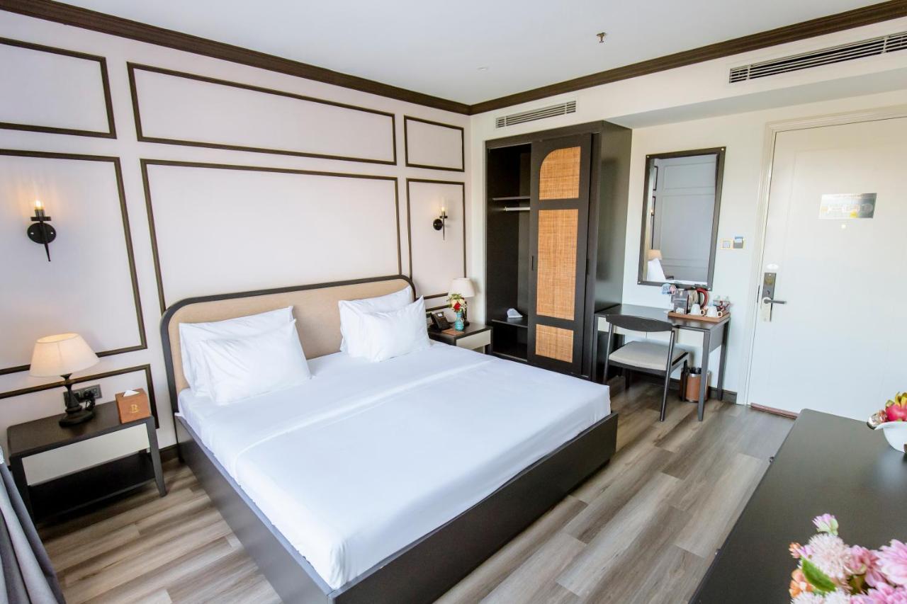 Khach San Robin Gia Nghia Hotel Екстериор снимка