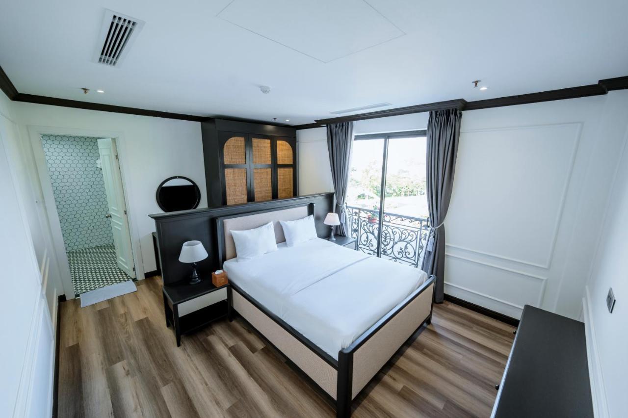 Khach San Robin Gia Nghia Hotel Екстериор снимка