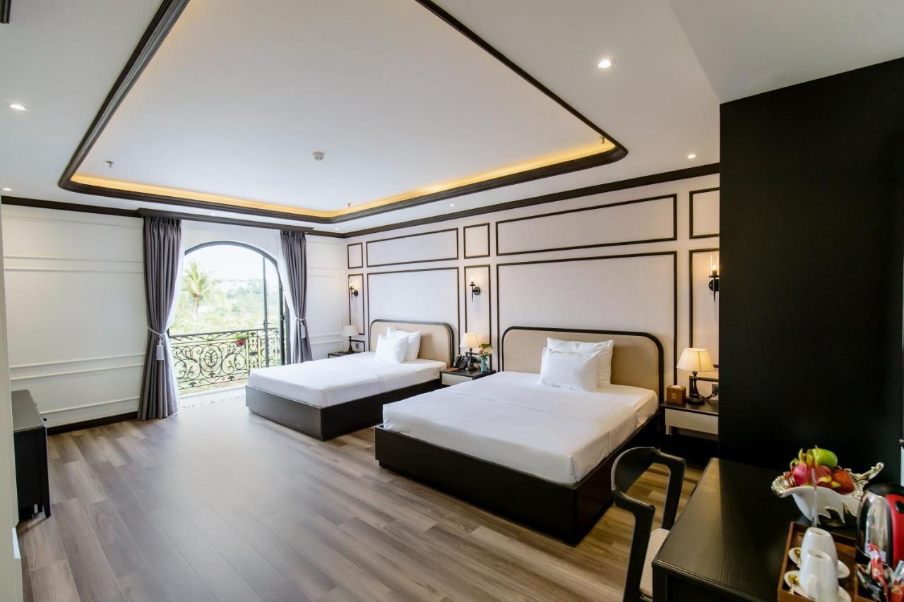 Khach San Robin Gia Nghia Hotel Екстериор снимка